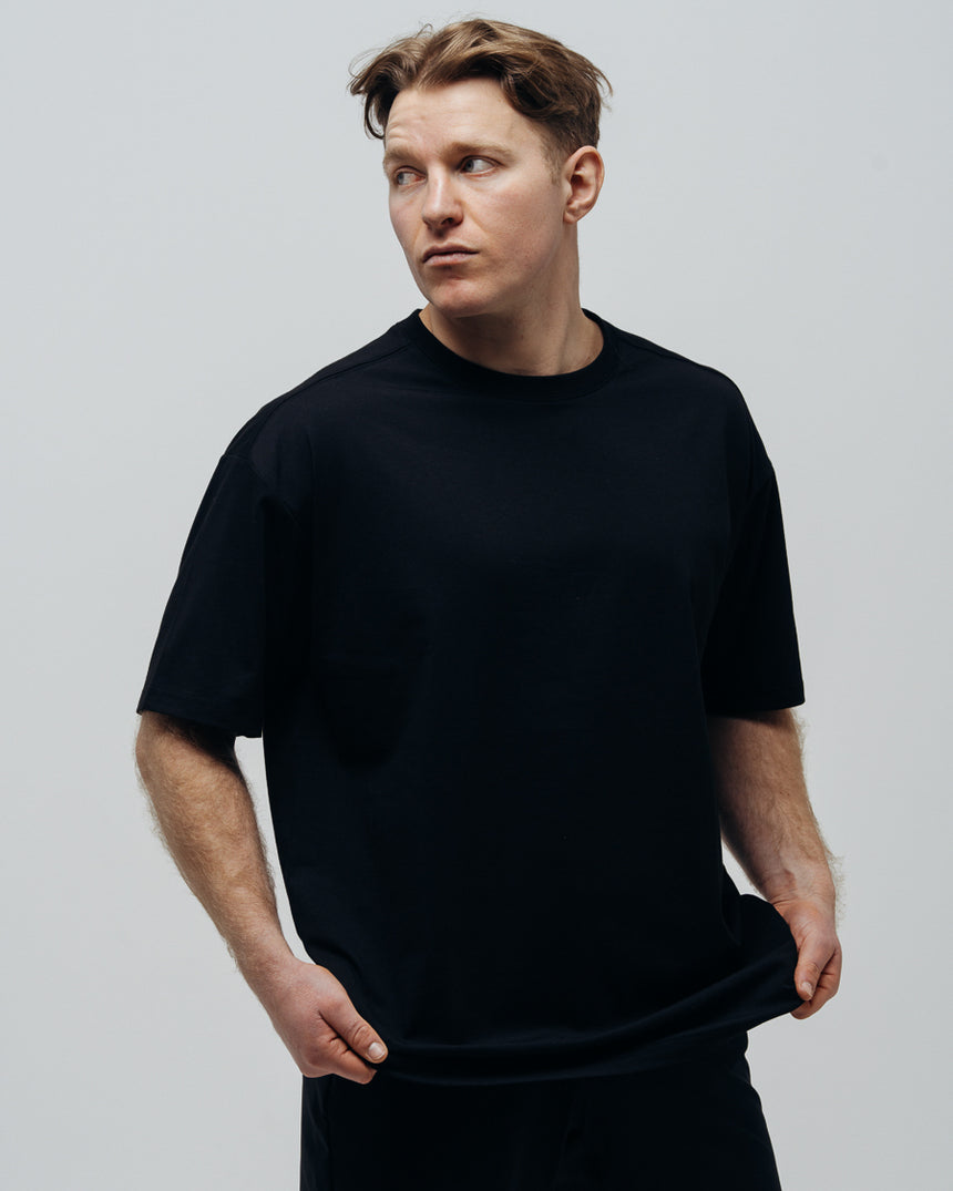 Unisex Basic Oversized T-shirt - Black